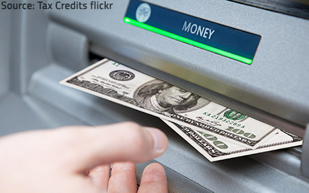 Create a detailed moving budget to be sure that you can cover all the movign expenses.